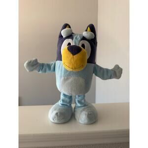 Bluey Dance & Play 14” Animated Plush Talking & Singing Like New